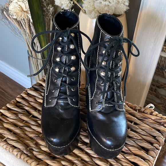 Jeffrey Campbell Black Lace Up Platform Boot - Tardy 8 - Picture 3 of 5